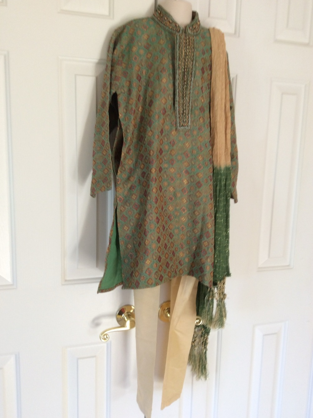 LIKE NEW Boys Embroidered Sherwani Kurta Churidar Pajama Set with Scarf